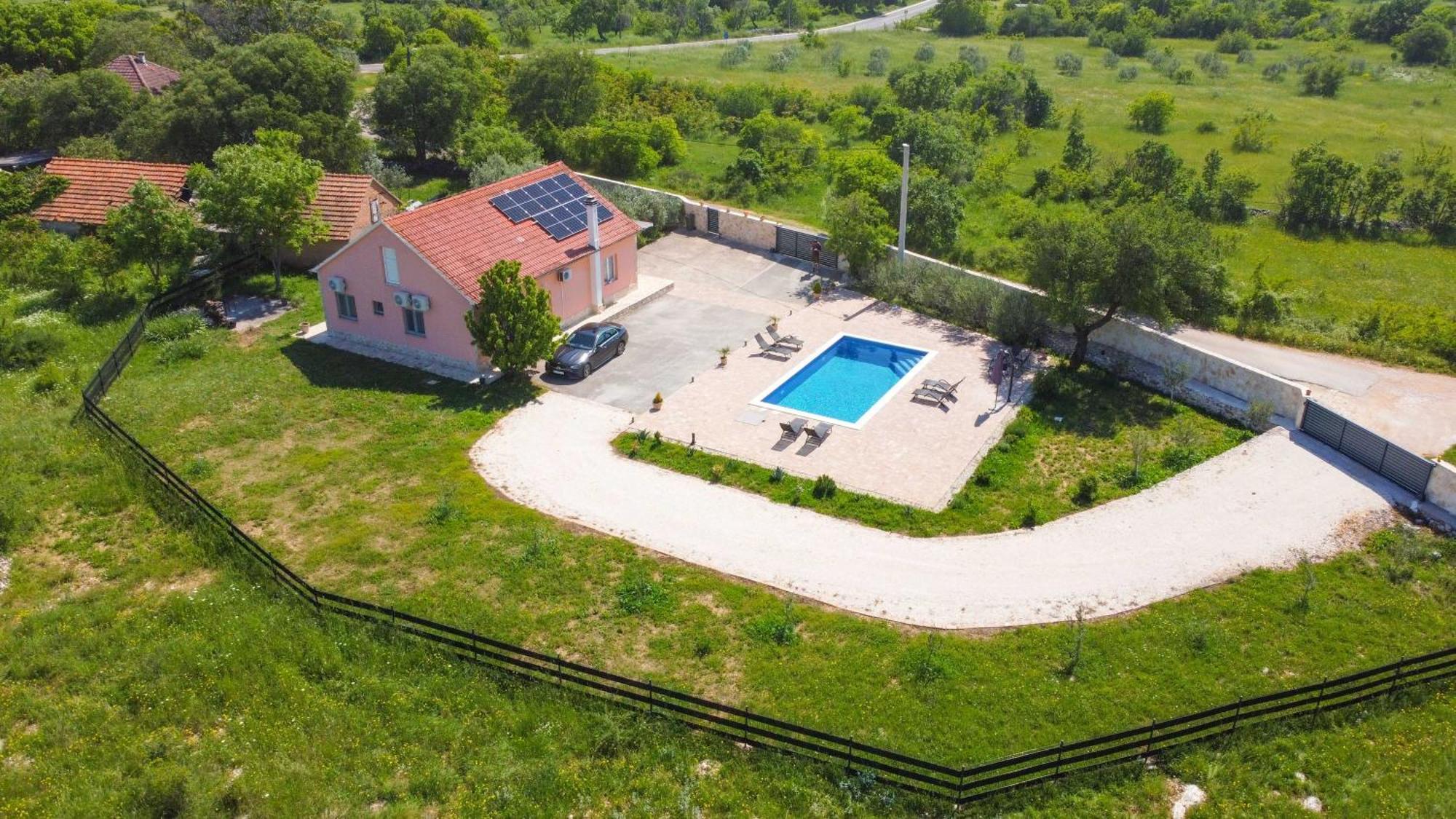 Iris Holiday Home Trbounje Exterior foto